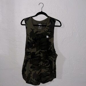 Young LA camo tank top